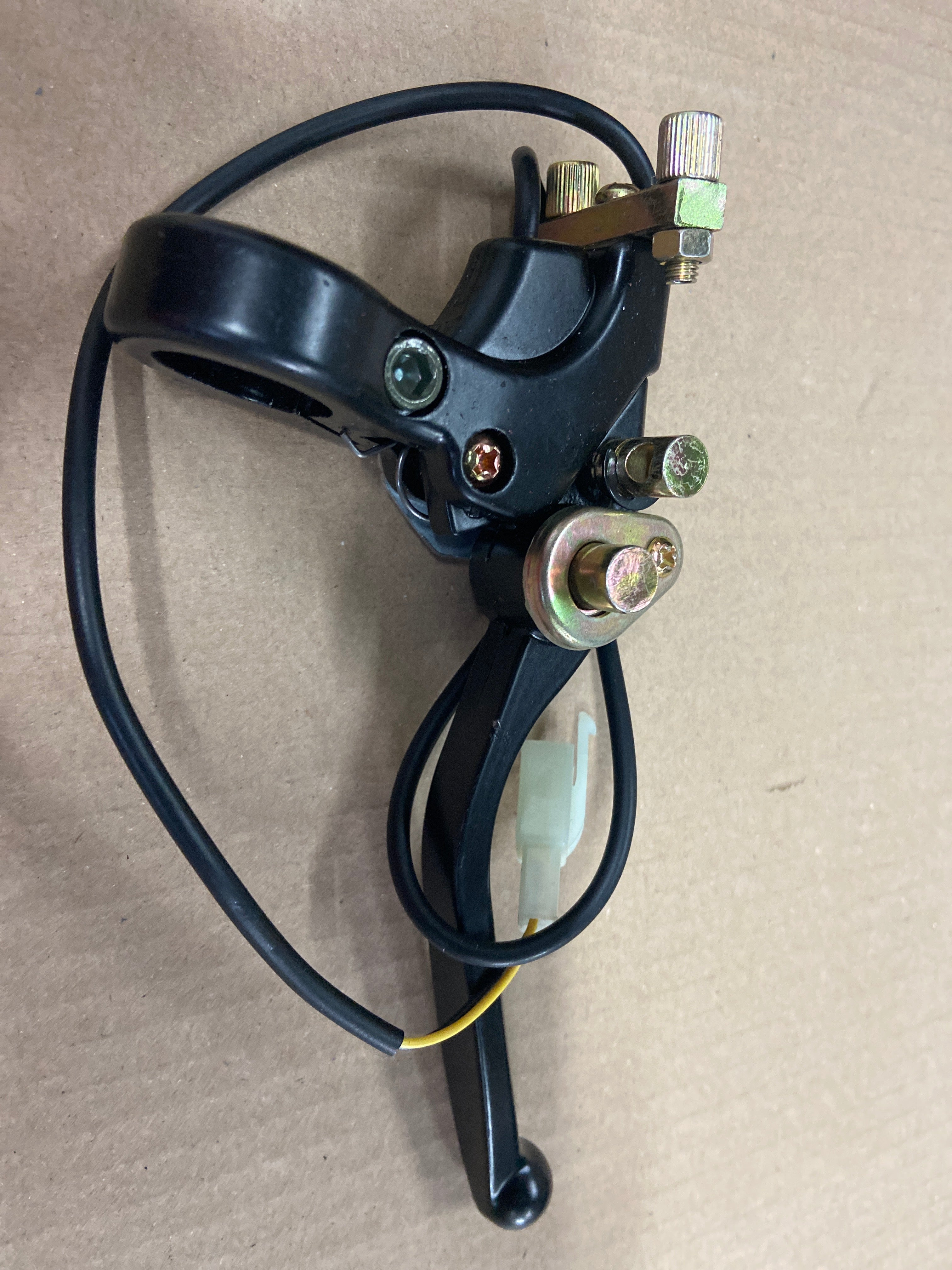 FRONT BRAKE LEVER